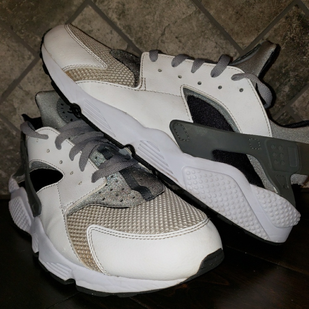 Nike Air Huarache White/Anthracite Wolf Grey